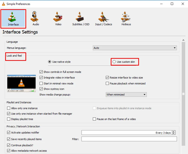 VLC Interface preferences with Use custom skin selected